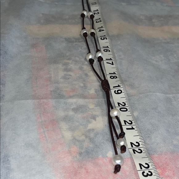 Elegant Brown Cord and Pearl Necklace - Picture 4 of 4